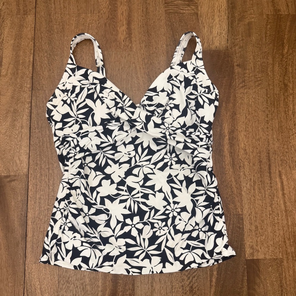 Lands End Floral Twist Front Underwire Tankini Top 10 DDD Swimsuit